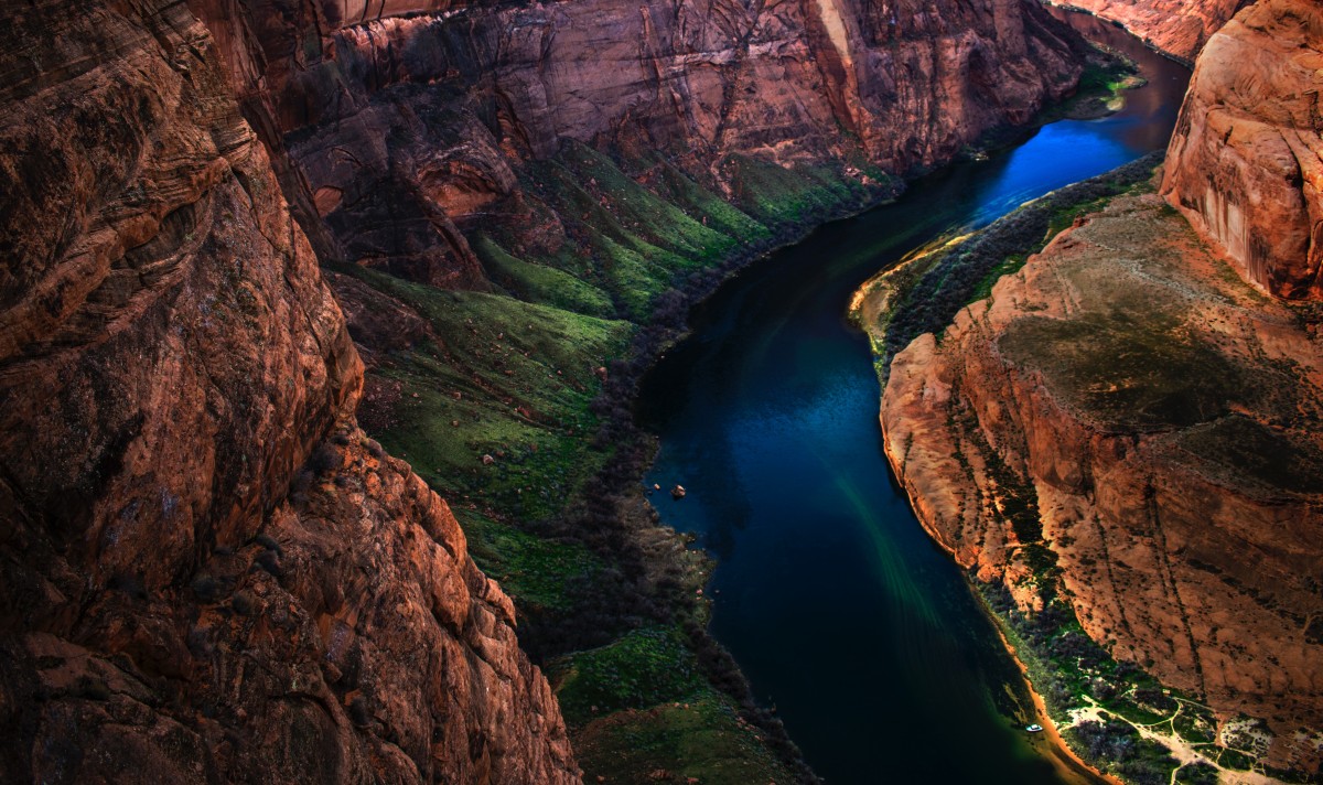 Rock cliff gorge river horseshoe bend 1409385